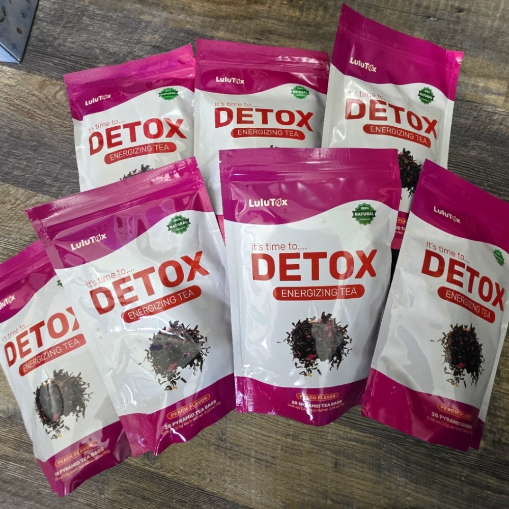 🆕️🍑LuluTox Detox Energizing Tea🍑